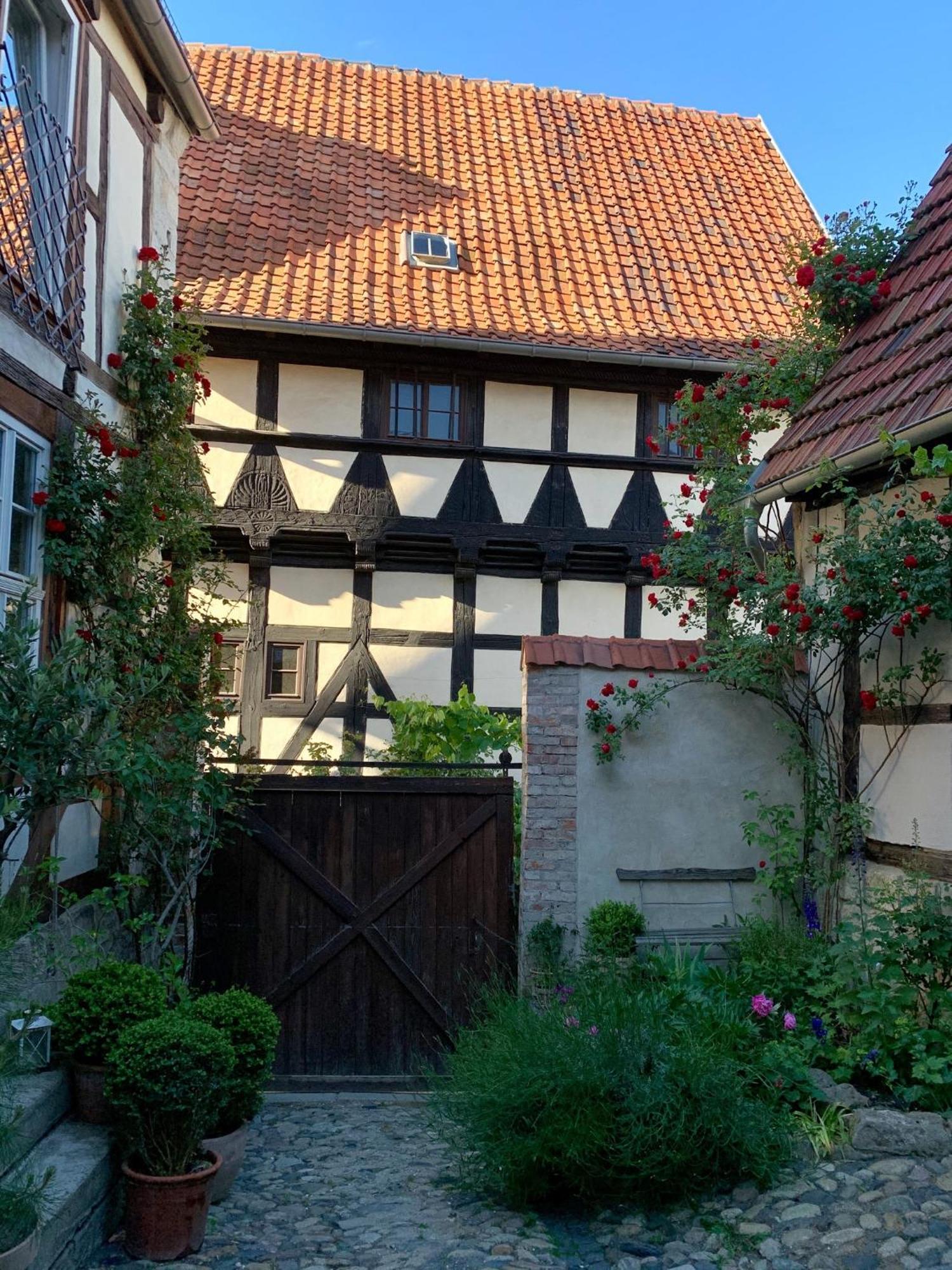Apartment Himmlischer Hof Ferienwohnungen, Denkmal Anno 1477